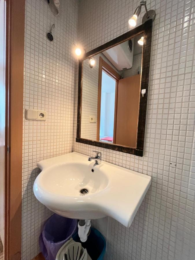 Apartamento Piso en Augusto Figueroa Madrid Exterior foto