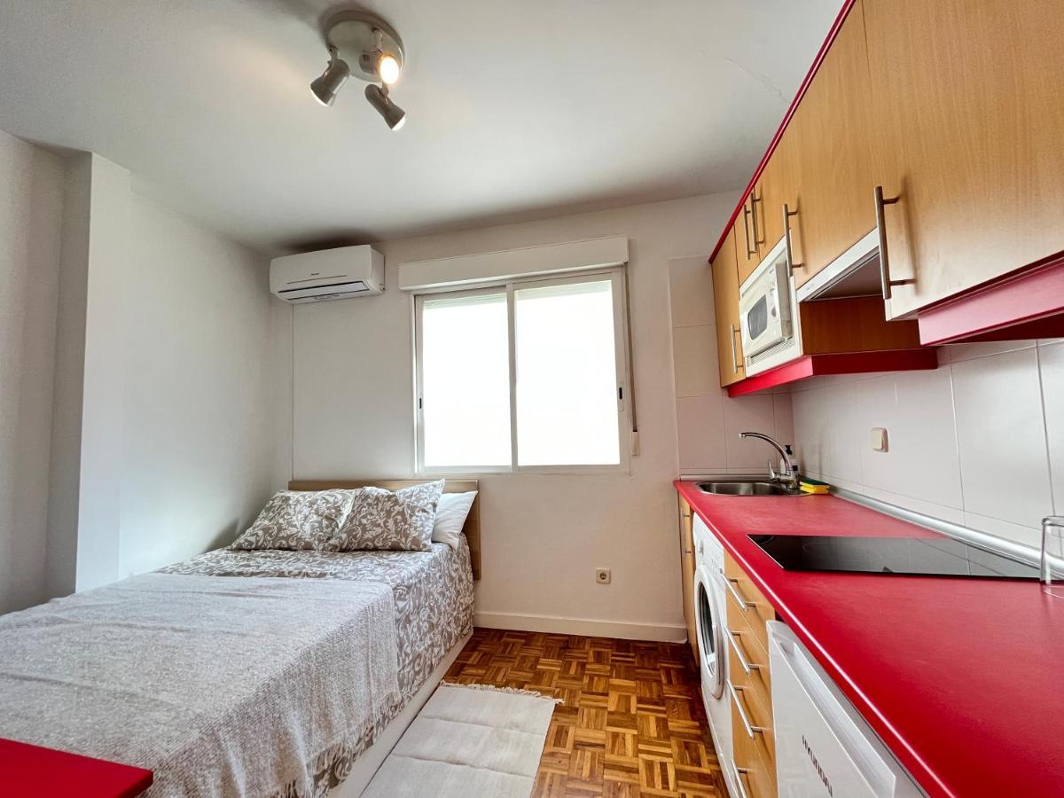 Apartamento Piso en Augusto Figueroa Madrid Exterior foto