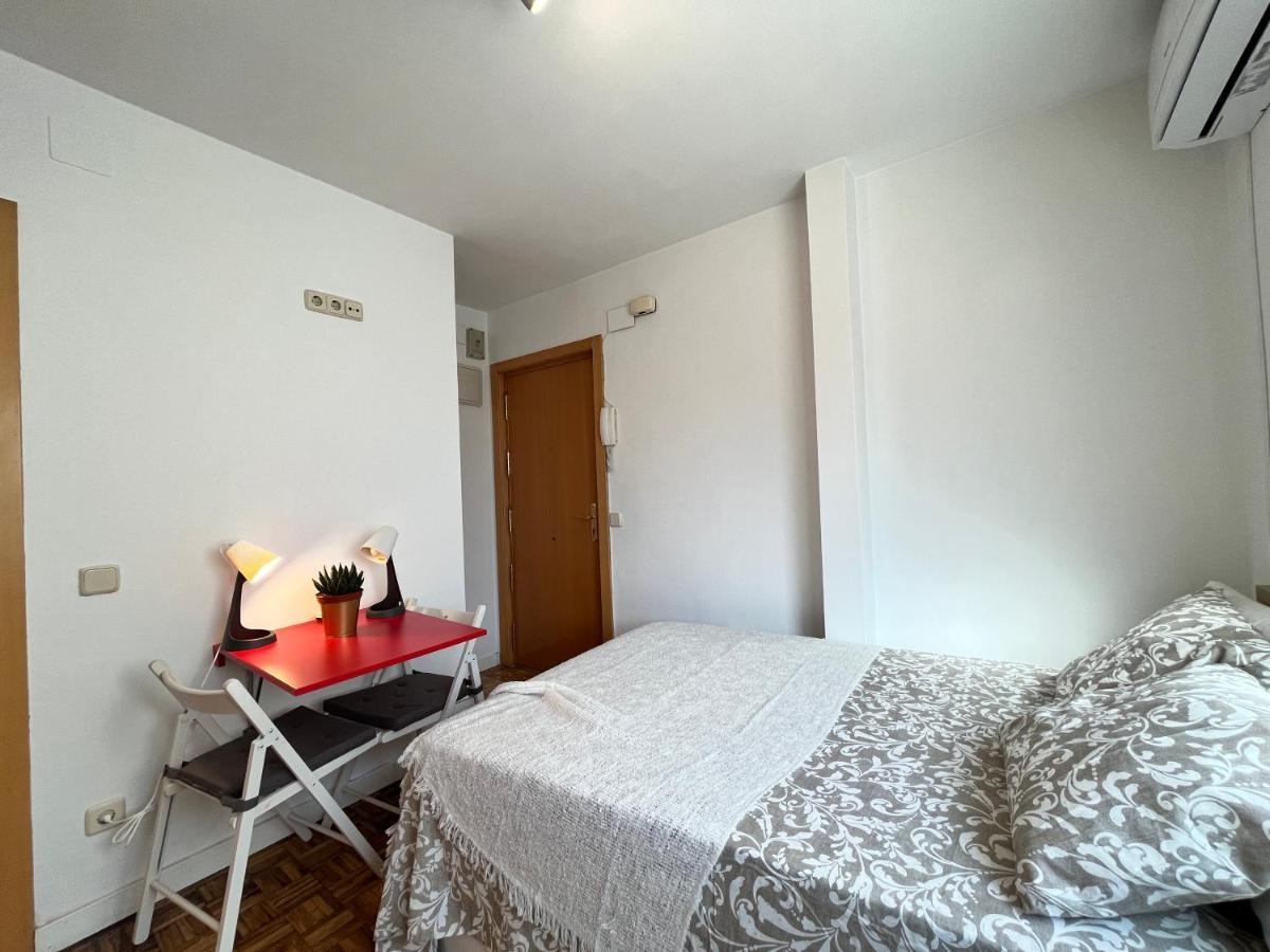 Apartamento Piso en Augusto Figueroa Madrid Exterior foto